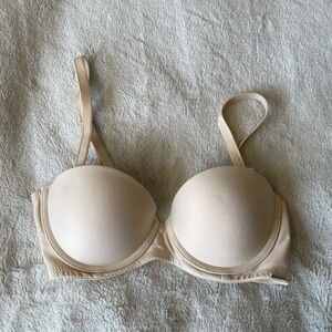 La Vie En Rose Strapless Push Up Bra - Nude